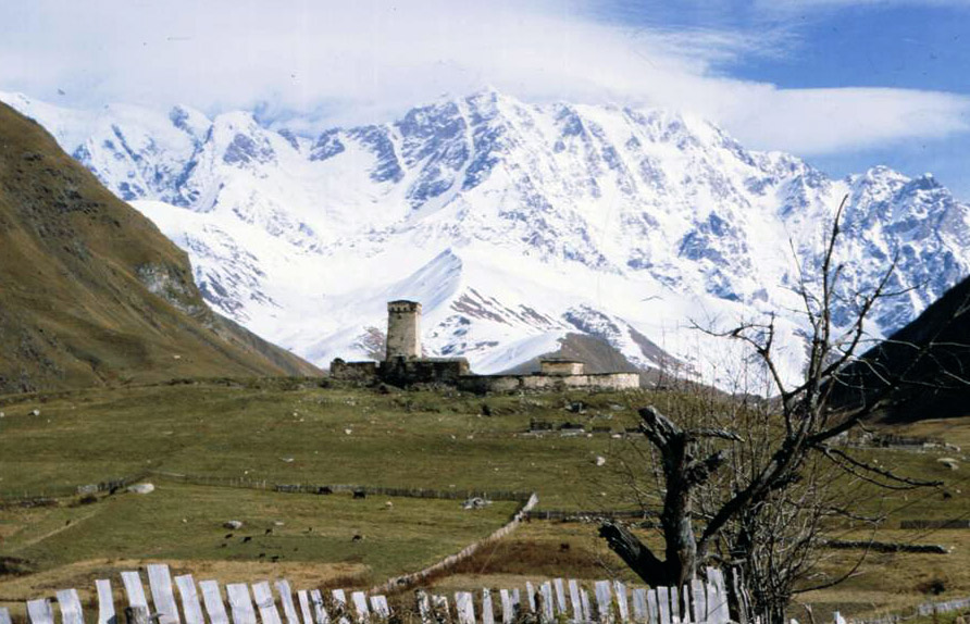 Kloster der Gottesmutter in Ushguli